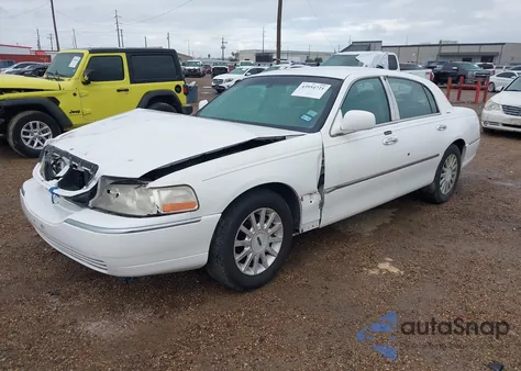 2007 Lincoln Town Car Signature from USA, damaged, VIN 1LNHM81VX7Y618028